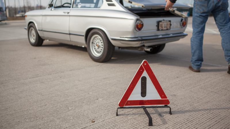 Illustration for article titled An automotive unicorn - BMW 2000 tii Touring